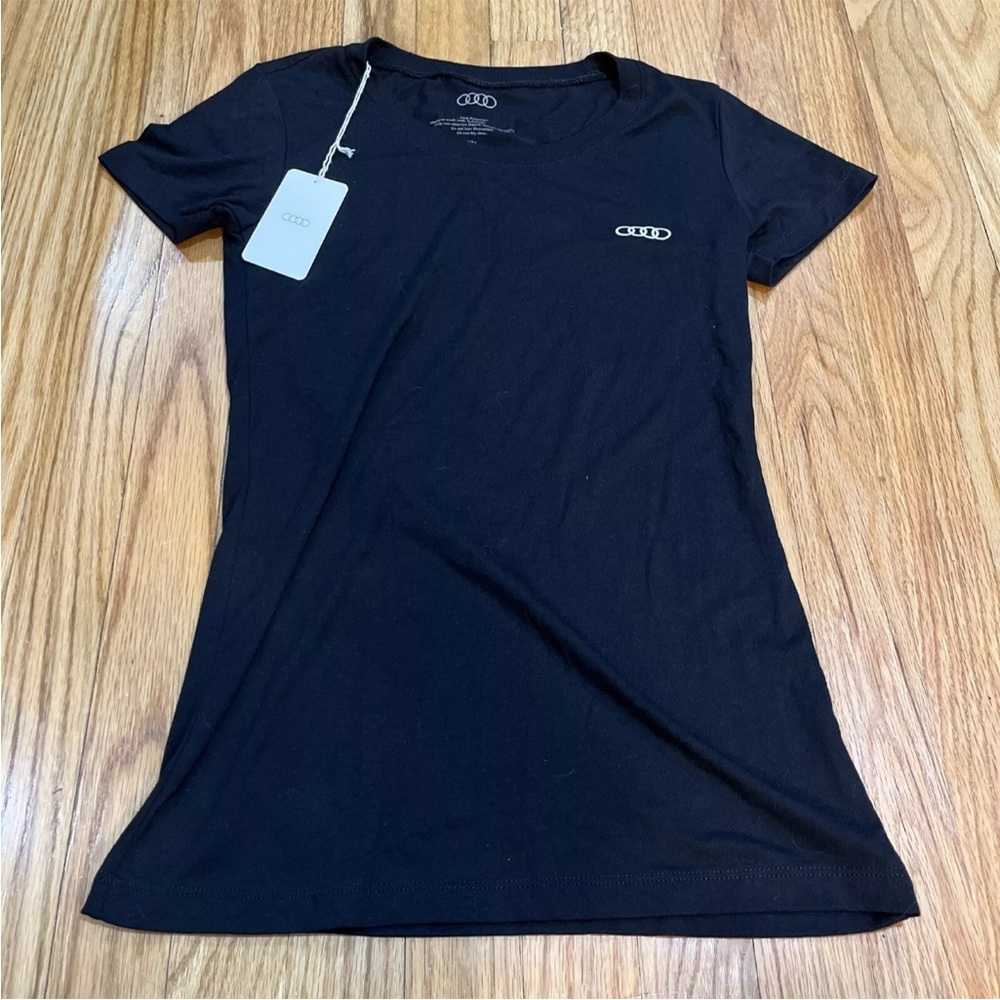 *AUDI super soft (sits at hip) stretchy AUDI Women's Black Short Sleeve Tee S